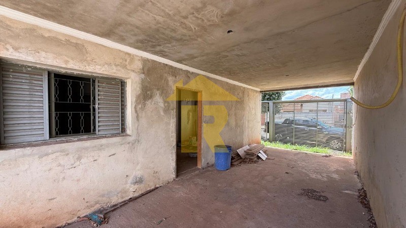 Casa com 3 quartos à venda, 244m² — foto 4 de 27