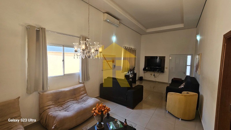 Casa de Condomínio com 3 quartos à venda e aluguel, 110m² — foto 1 de 29