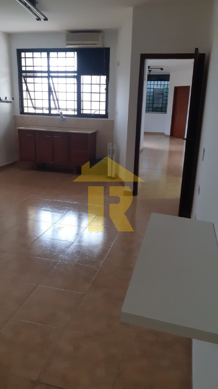 Prédio com 10 quartos para aluguel, 380m² — foto 35 de 67