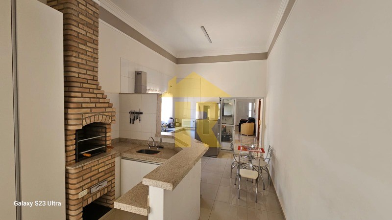 Casa de Condomínio com 3 quartos à venda e aluguel, 110m² — foto 8 de 29
