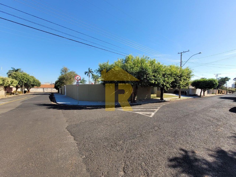 Casa com 3 quartos à venda, 405m² — foto 5 de 35