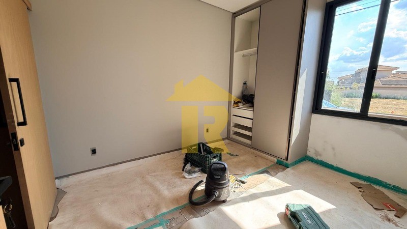 Casa de Condomínio com 4 quartos à venda, 230m² — foto 25 de 30
