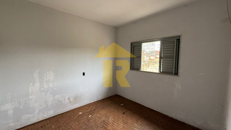 Casa com 2 quartos à venda e aluguel, 200m² — foto 31 de 33