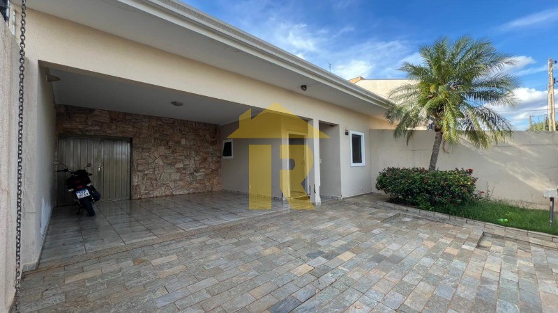 Casa com 3 quartos à venda, 226m² — foto 7 de 35