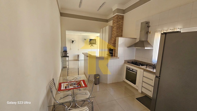 Casa de Condomínio com 3 quartos à venda e aluguel, 110m² — foto 7 de 29