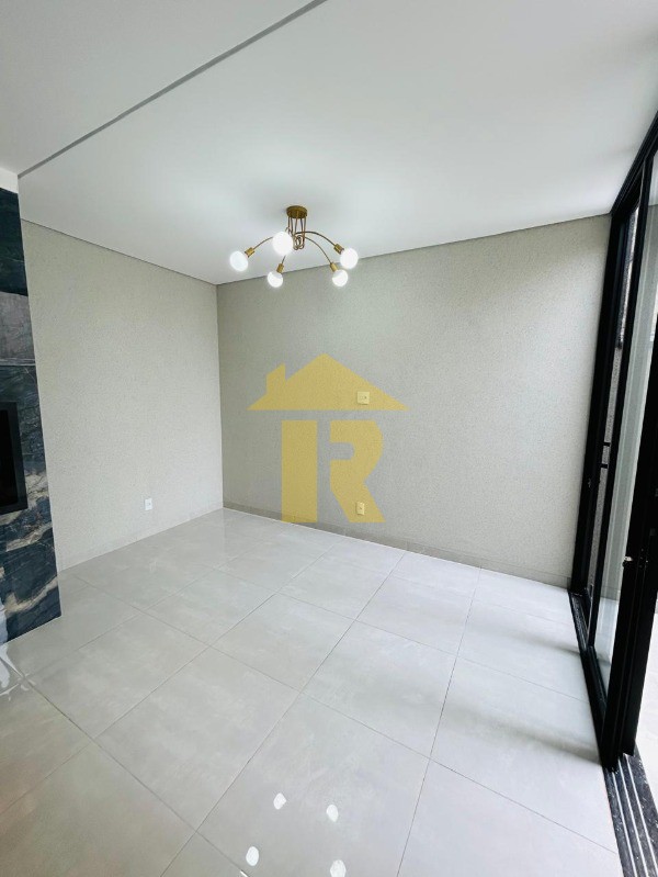 Casa de Condomínio com 3 quartos à venda, 134m² — foto 13 de 32