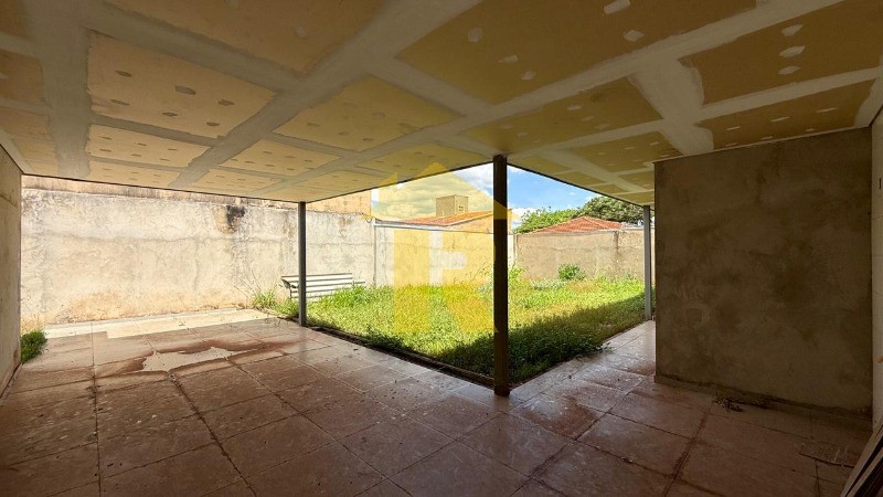 Casa com 3 quartos à venda, 244m² — foto 24 de 27