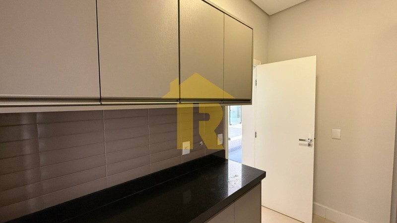 Casa de Condomínio com 3 quartos à venda, 320m² — foto 17 de 27