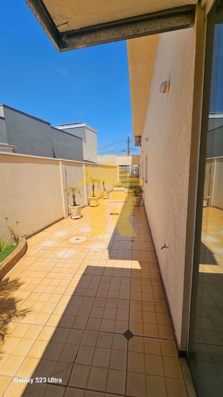 Casa de Condomínio com 3 quartos à venda e aluguel, 110m² — foto 12 de 29