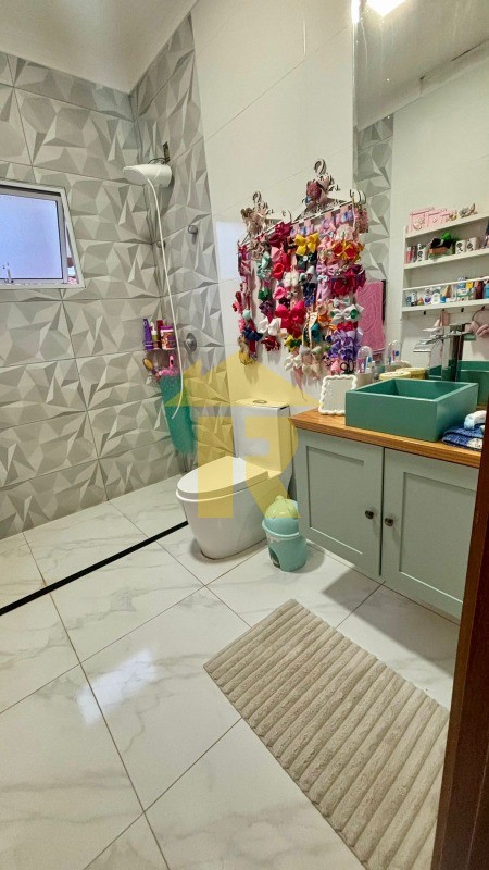 Casa com 3 quartos à venda, 400m² — foto 20 de 28