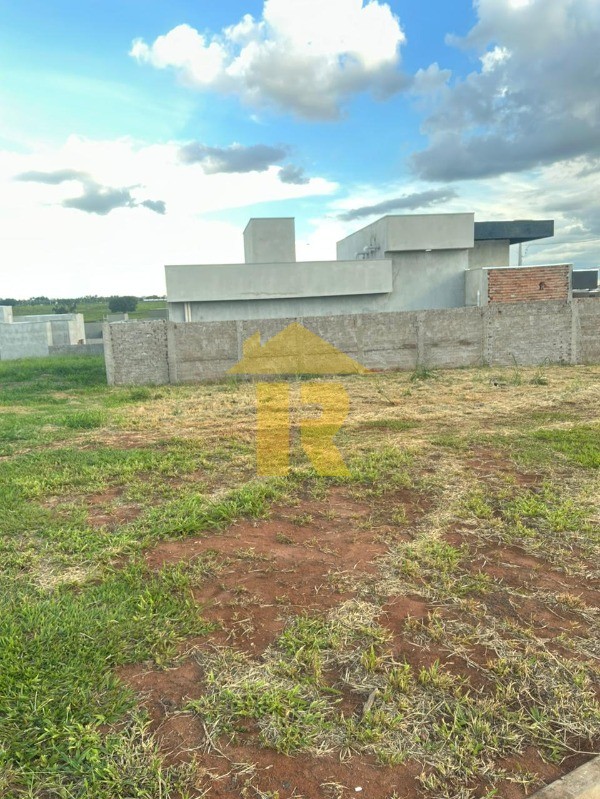 Terreno / Lote / Condomínio  à venda, 248m² — foto 12 de 20