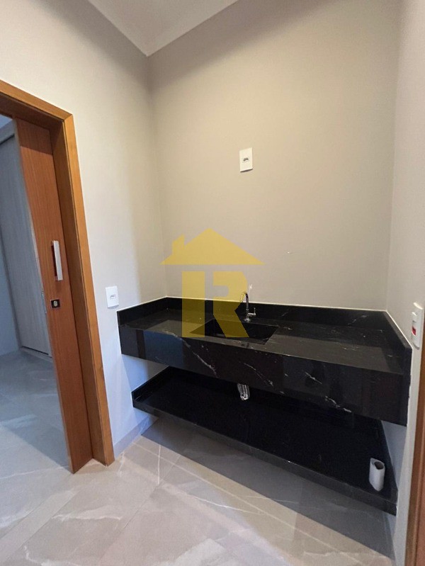 Casa com 3 quartos à venda, 129m² — foto 21 de 25