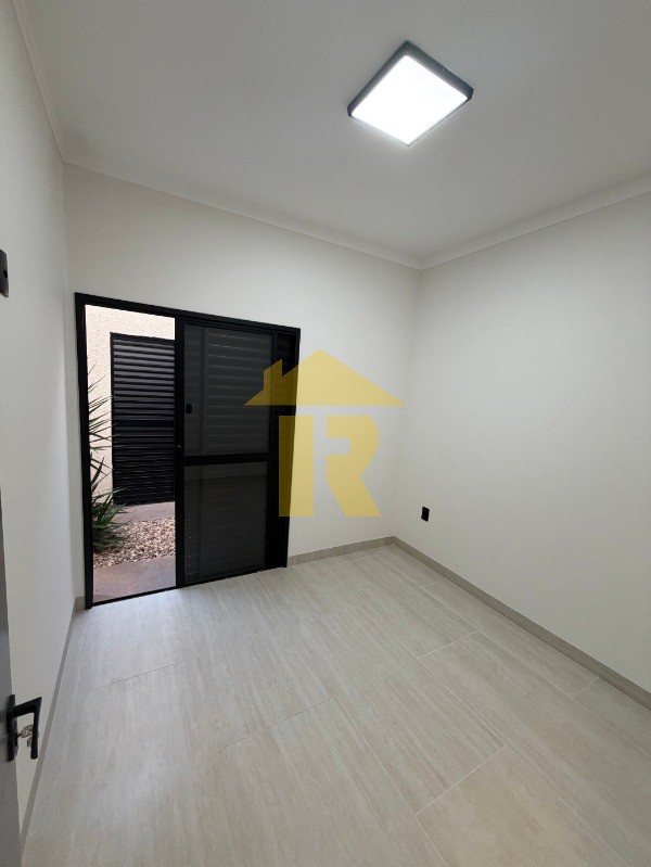 Casa com 3 quartos à venda, 109m² — foto 30 de 37