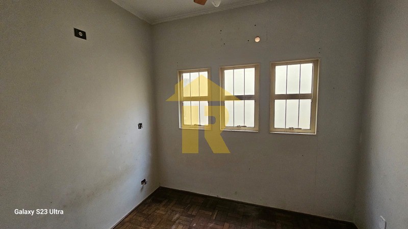 Casa com 4 quartos à venda, 253m² — foto 5 de 20