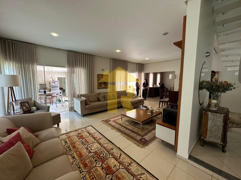 Casa de Condomínio com 3 quartos à venda, 340m² — foto 5 de 37