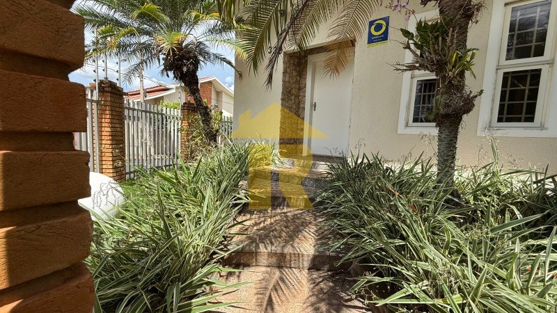 Casa com 3 quartos à venda, 270m² — foto 6 de 25
