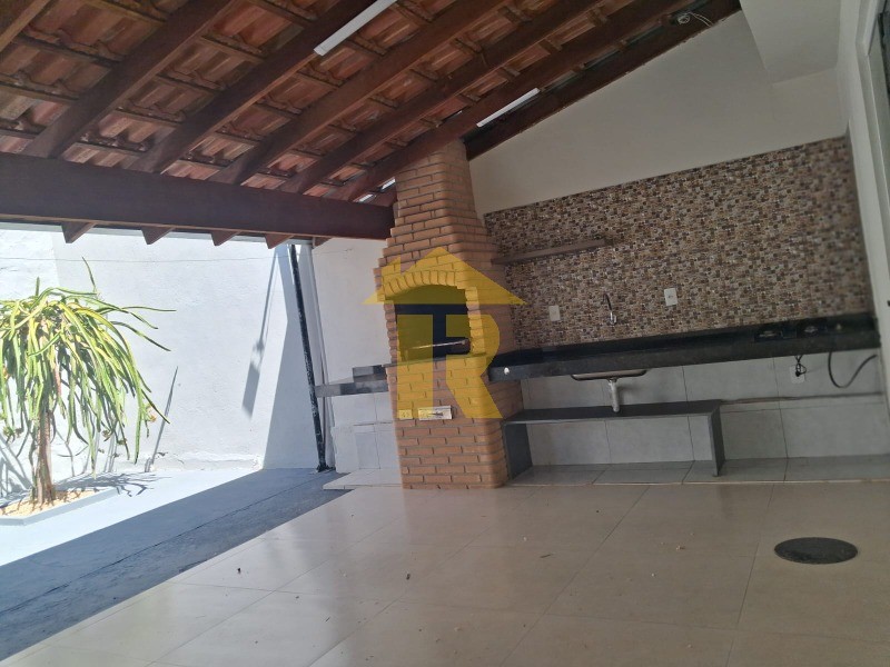 Casa com 3 quartos à venda, 170m² — foto 15 de 37