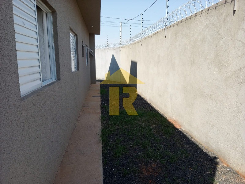 Casa com 3 quartos à venda, 100m² — foto 15 de 21