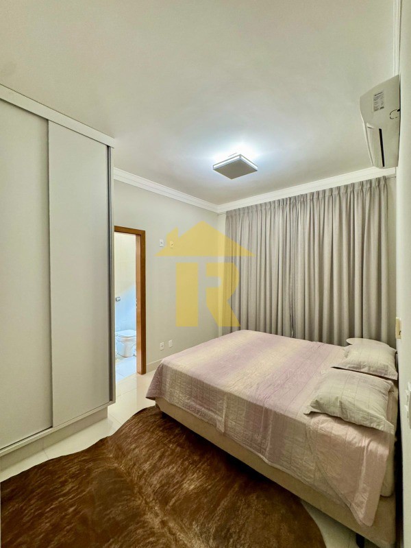 Casa de Condomínio com 3 quartos à venda, 208m² — foto 26 de 35