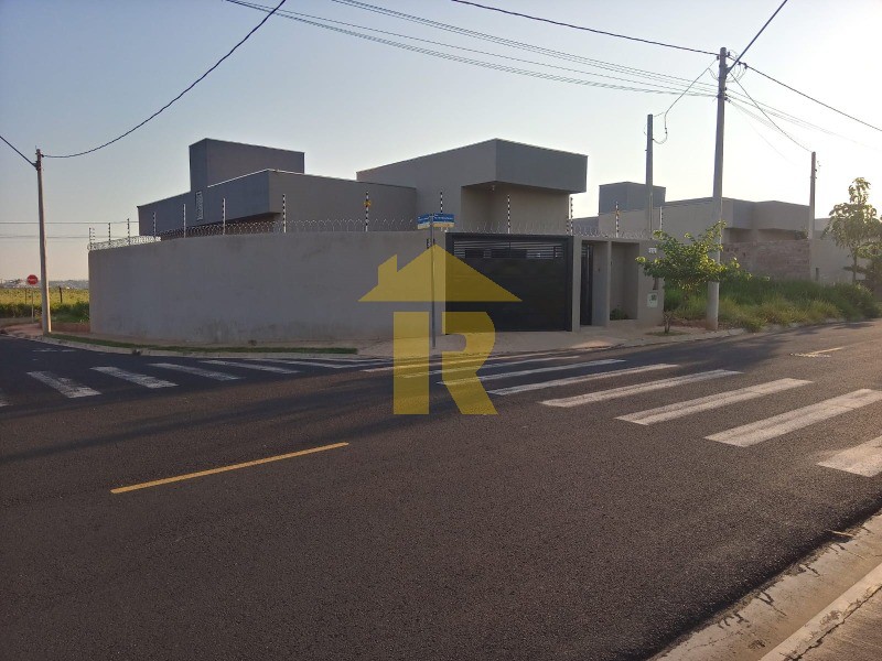 Casa com 3 quartos à venda, 100m² — foto 2 de 21
