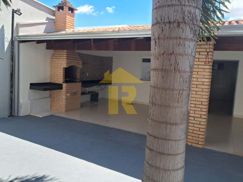 Casa com 3 quartos à venda, 170m² — foto 13 de 37