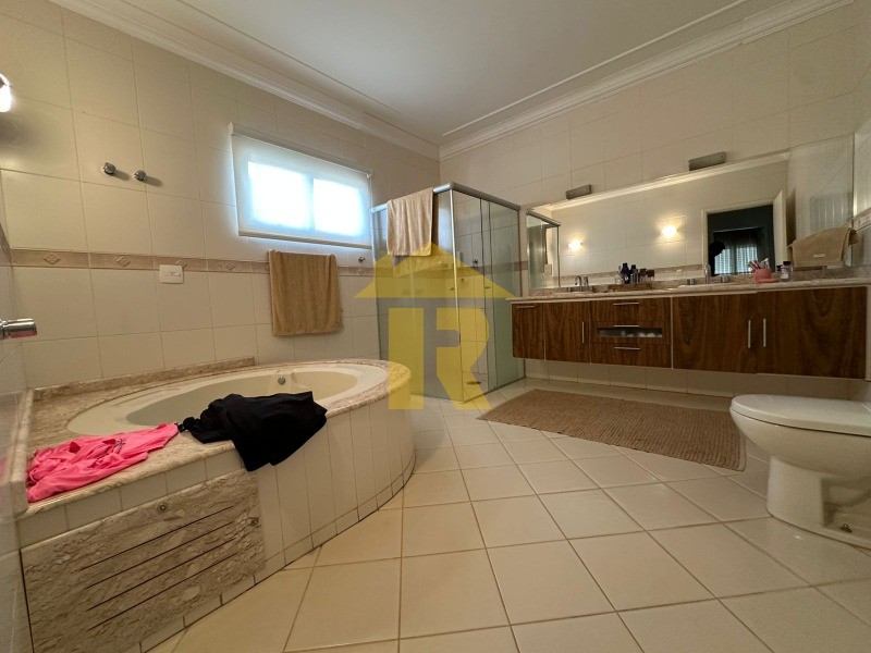 Casa de Condomínio com 3 quartos à venda, 340m² — foto 33 de 37