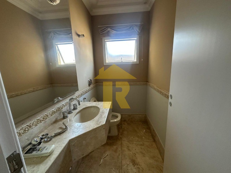 Casa de Condomínio com 4 quartos para aluguel, 550m² — foto 4 de 31
