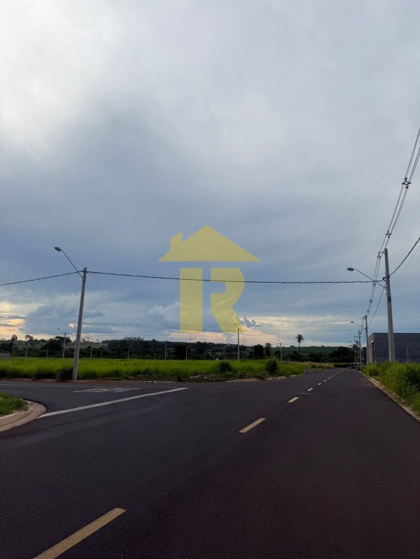 Terreno / Lote / Condomínio  à venda, 200m² — foto 7 de 11