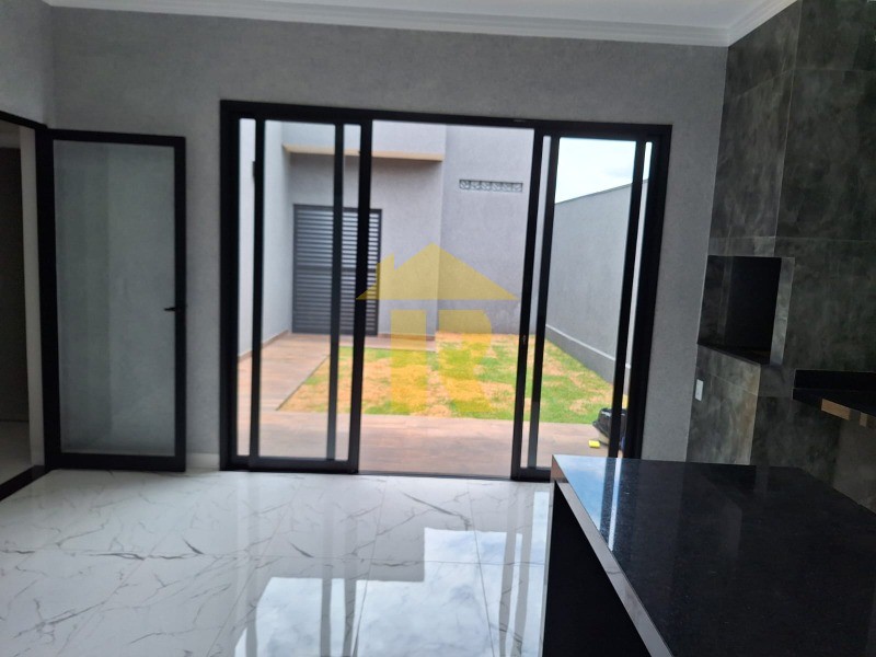 Casa com 3 quartos à venda, 132m² — foto 14 de 28