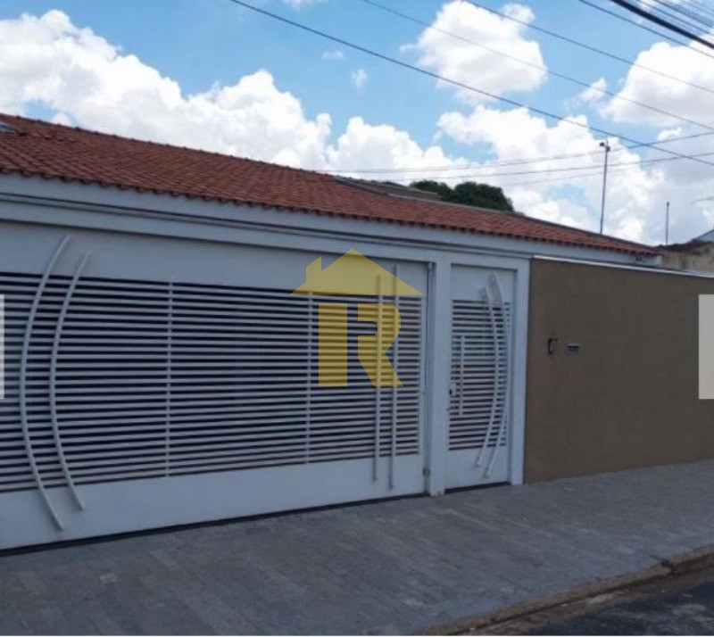 Casa com 4 quartos à venda, 236m² — foto 1 de 26