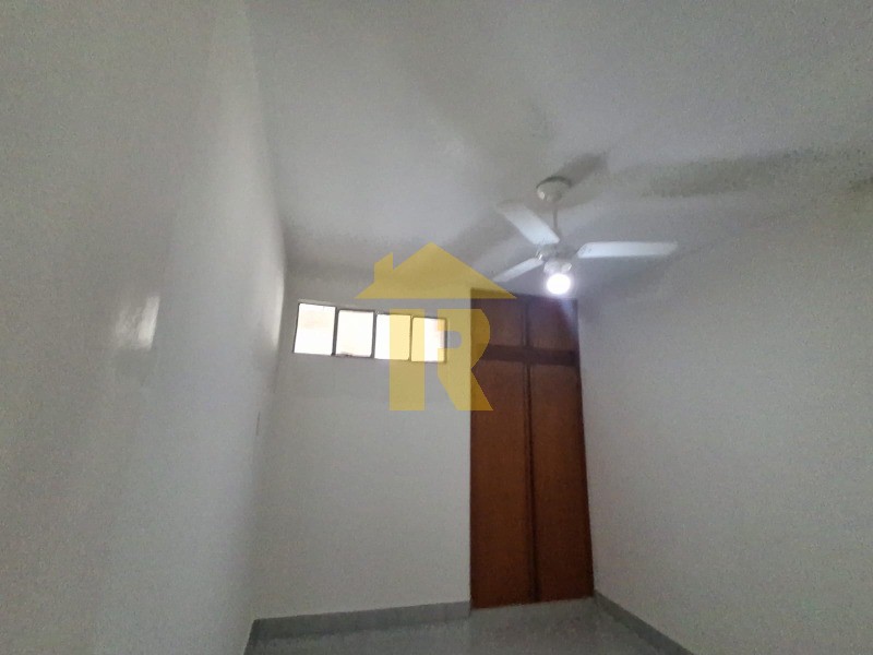 Casa com 3 quartos à venda, 170m² — foto 31 de 37