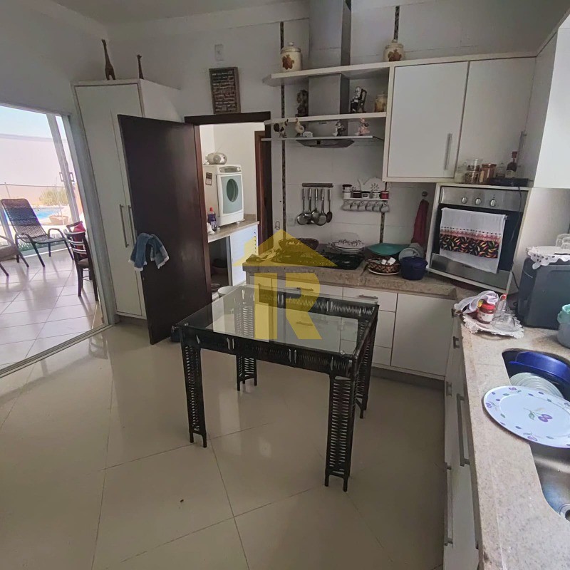 Casa de Condomínio com 5 quartos à venda, 490m² — foto 12 de 40
