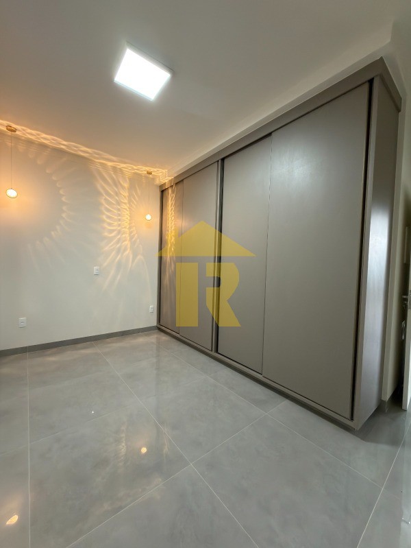 Casa com 3 quartos à venda, 128m² — foto 17 de 22