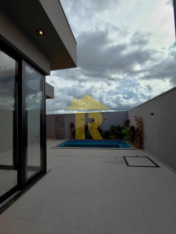 Casa de Condomínio com 3 quartos à venda, 185m² — foto 14 de 28