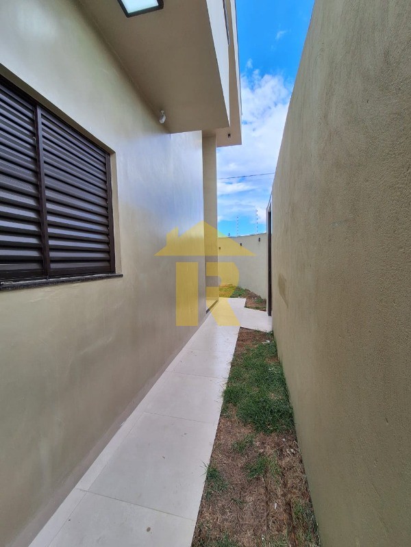 Casa com 3 quartos à venda, 116m² — foto 16 de 22