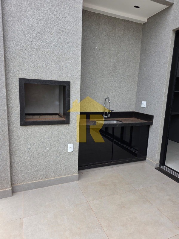 Casa de Condomínio com 3 quartos à venda, 167m² — foto 17 de 31