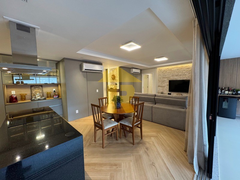 Apartamento com 3 quartos à venda, 141m² — foto 18 de 45