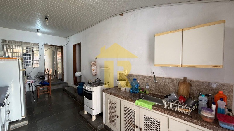 Casa com 3 quartos à venda, 185m² — foto 10 de 24
