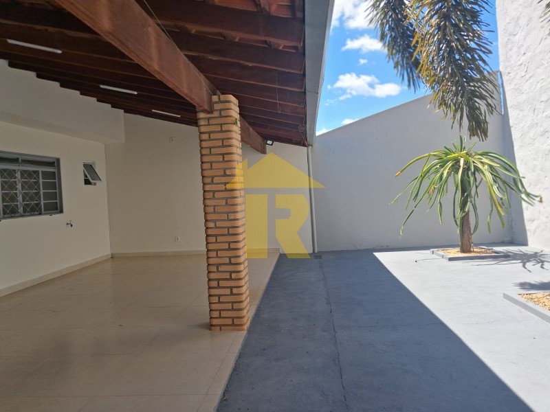 Casa com 3 quartos à venda, 170m² — foto 20 de 37