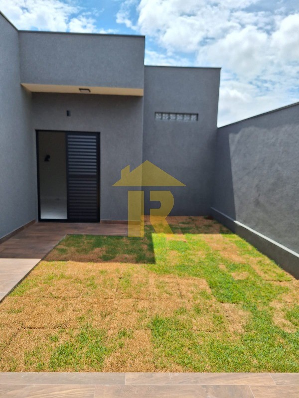 Casa com 3 quartos à venda, 132m² — foto 16 de 28