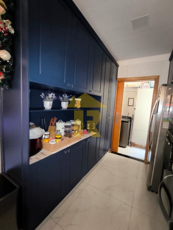 Casa com 3 quartos à venda, 400m² — foto 9 de 28