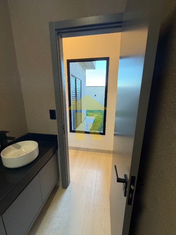 Casa com 3 quartos à venda, 109m² — foto 32 de 37