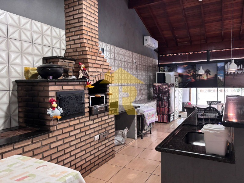 Casa de Condomínio com 3 quartos à venda, 276m² — foto 10 de 26