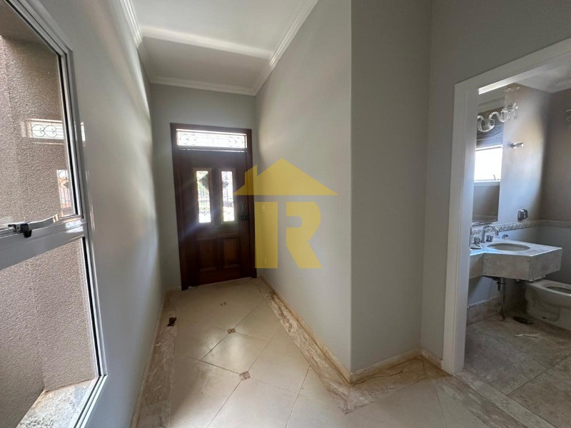 Casa de Condomínio com 4 quartos para aluguel, 550m² — foto 3 de 31