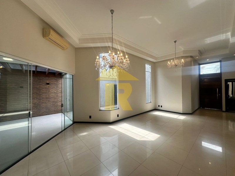 Casa de Condomínio com 3 quartos à venda, 210m² — foto 8 de 39