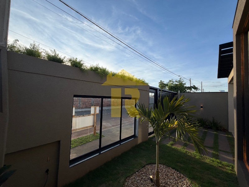 Casa com 3 quartos à venda, 109m² — foto 4 de 37