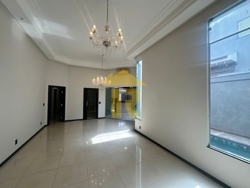 Casa de Condomínio com 3 quartos à venda, 210m² — foto 4 de 39
