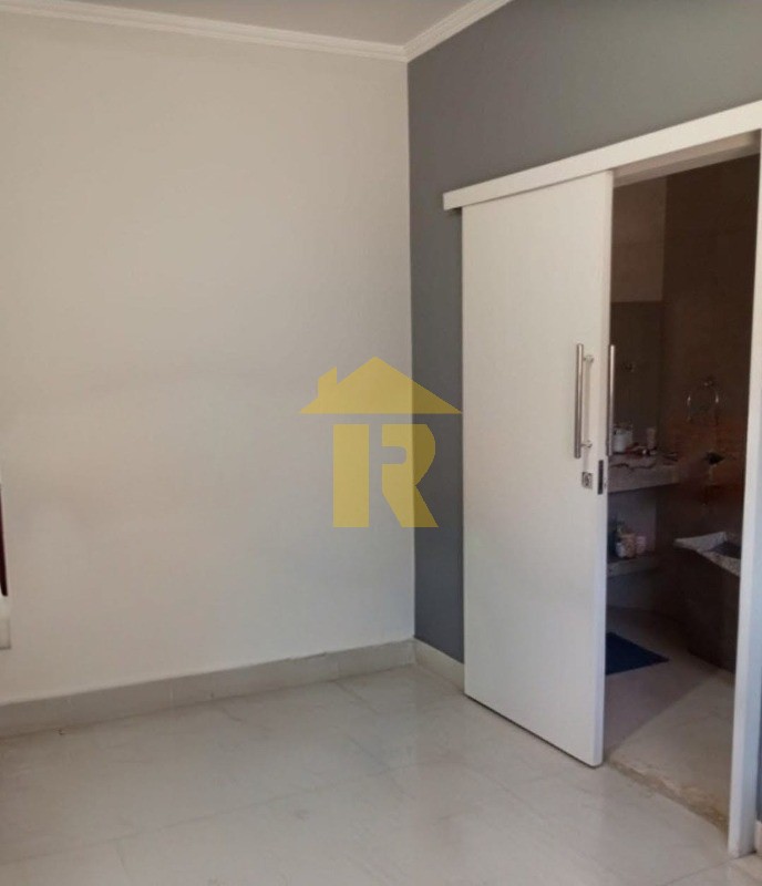 Casa com 4 quartos à venda, 236m² — foto 20 de 26