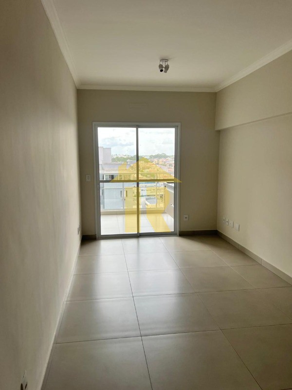 Apartamento com 2 quartos à venda, 70m² — foto 4 de 29