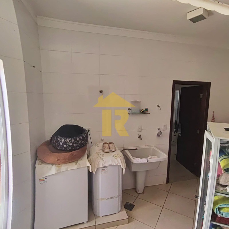 Casa de Condomínio com 5 quartos à venda, 490m² — foto 21 de 40
